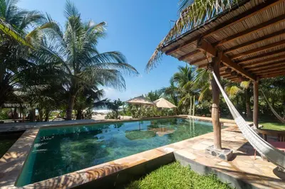 Piscina en o cerca de Casa Mariposa Beach Hotel