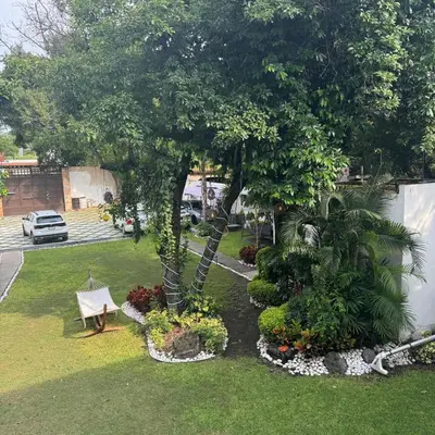 Jardín al aire libre en Hotel Boutique Luciérnaga Xochitepec