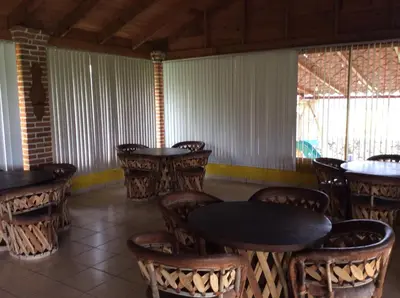 Zona de estar de Cabanas la Chicharra