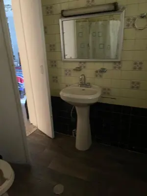 Un baño de Casa H236