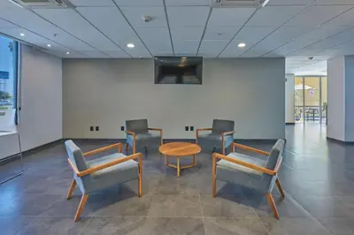 Una televisión o centro de entretenimiento en City Express by Marriott Tehuacan