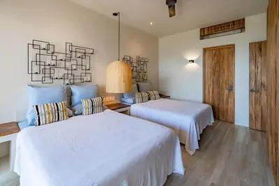 Cama o camas de una habitación en 2049 - Amanecer A1