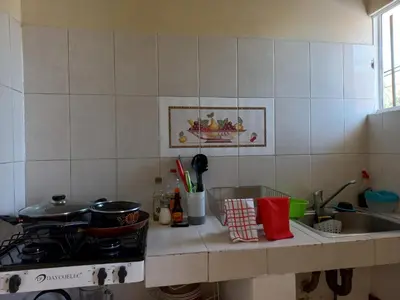 Una cocina o zona de cocina en Nice apartamento. 5 minutos del aeropuerto.
