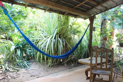 Jardín al aire libre en Cabañas La Escondida Mazunte
