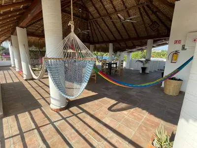 Plano de Sicarú, Hospedaje en Punta Zicatela