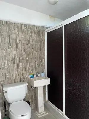 Un baño de Teques inn