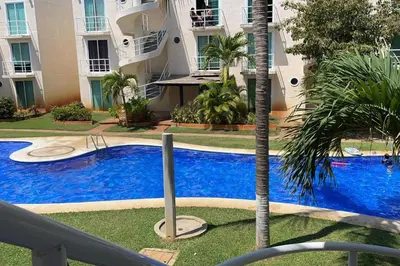 Piscina en o cerca de Marina Diamante
