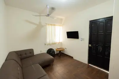 Una televisión o centro de entretenimiento en Casa Blanca