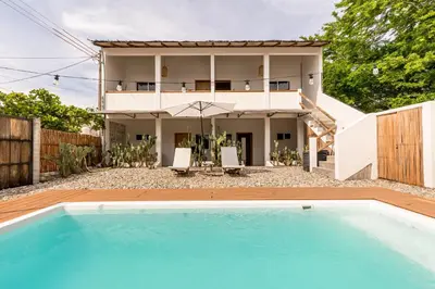 Piscina en o cerca de Bahía Sirenas
