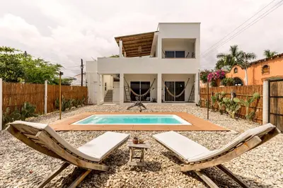 Piscina en o cerca de Bahía Sirenas