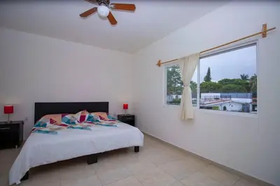 Cama o camas de una habitación en ¡Nueva! Bamboo La Guayaba (Alberca & Descanso)