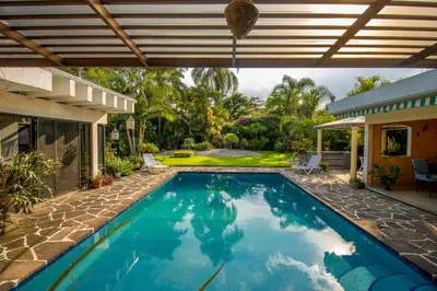 Piscina en o cerca de ¡Nueva! Bamboo CASA ARTE