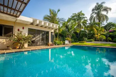 Piscina en o cerca de ¡Nueva! Bamboo CASA ARTE
