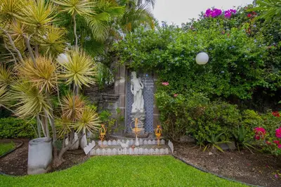 Jardín al aire libre en ¡Nueva! Bamboo CASA ARTE