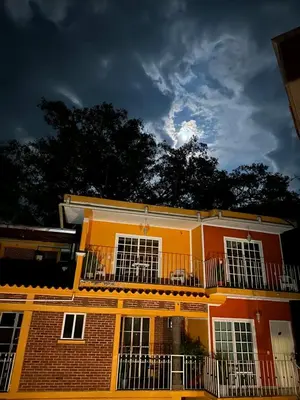Edificio en el que se encuentra la posada u hostería