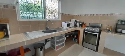 Una cocina o zona de cocina en Casa con alberca privada y agradable jardín