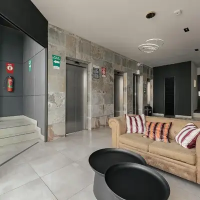 Cama en Habitación Compartida Mixta