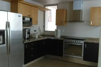 Plano de Villa Colibri Casa Vacacional alberca asador jardín 15 huéspedes