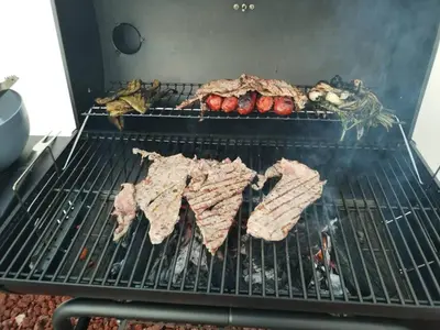 Barbacoa disponible para clientes en el apartamento