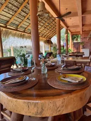Un restaurante o sitio para comer en La Alberca Hotel Boutique