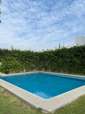 Piscina en o cerca de Casa Golondrina