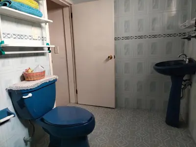 Un baño de Hospedaje San Francisco.6 personas