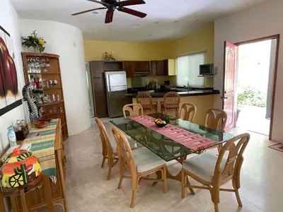 Una cocina o zona de cocina en Real Marina Blue 102B - Santa Cruz