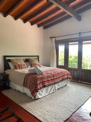 Cama o camas de una habitación en Casa FRIDA en Pueblo Mágico de Tepoztlán Morelos