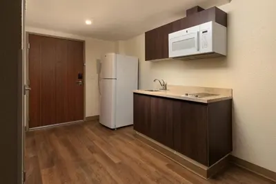 Una cocina o zona de cocina en Extended Suites Coatzacoalcos Forum