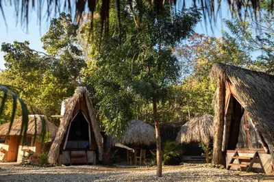 Jardín al aire libre en Casa Teepee