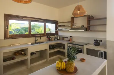 Una cocina o zona de cocina en La petite Casa - Luxury home close to La Punta
