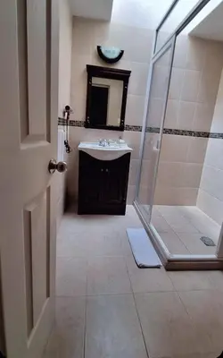 Un baño de Hotel del Capitán de Puebla - Vitrales