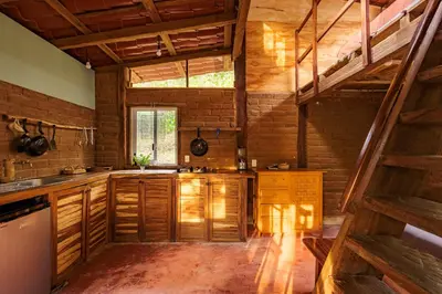 Una cocina o zona de cocina en Yoo'Nashi - Reserva Ecológica y Experiencias Comunitarias