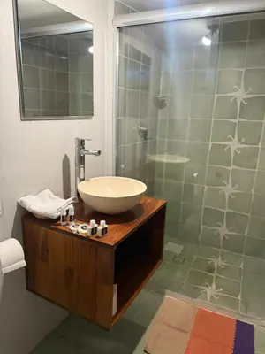 Un baño de Posada Don Mario