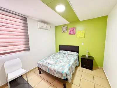 Cama o camas de una habitación en Hotel Plazha Express