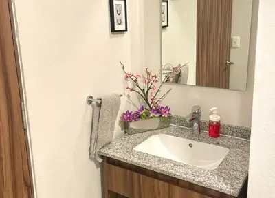 Un baño de Aire acondicionado Parking Llegada autónoma Duermen 8 huespedes