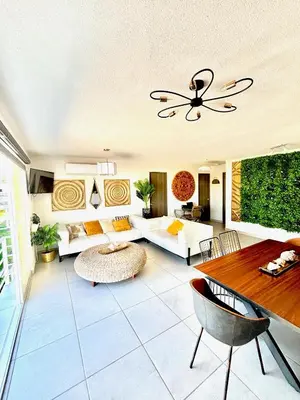 Zona de estar de Departamento Boutique con Club de Playa y 7 Albercas Diferentes