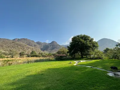 Paisaje cerca of this country house