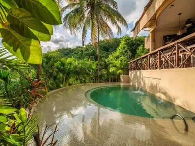 Piscina en o cerca de Casa Maka - Stunning Oceanfront Villa