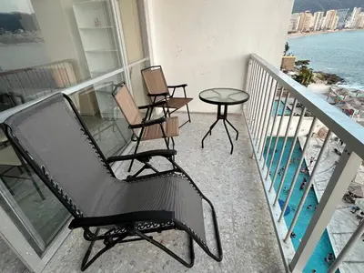 Un balcón o terraza de Torres Gemelas Suite VIP Frontal 607