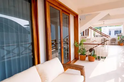 Un balcón o terraza de Casa Victoria Puerto Escondido Beach