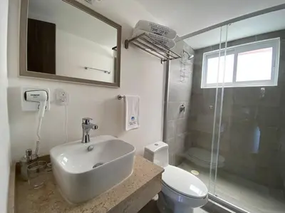 Un baño de Departamento Acapulco Diamante & Beach Club