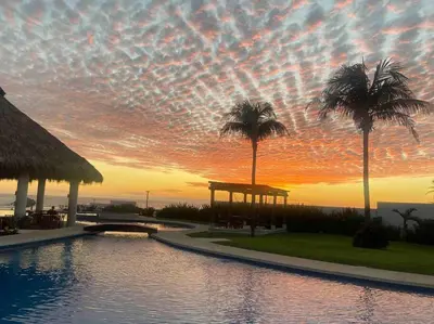 Amanecer o atardecer desde el apartamento o alrededores