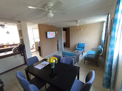 Una televisión o centro de entretenimiento en Casa Ixtlán Planta Baja