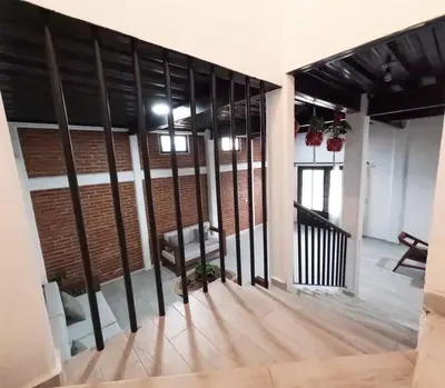 Plano de Hermosa casa del atardecer de Teques