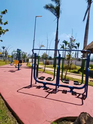 Zona de juegos infantil en Increíble departamento Club de Playa canchas de pádel para 8 huéspedes