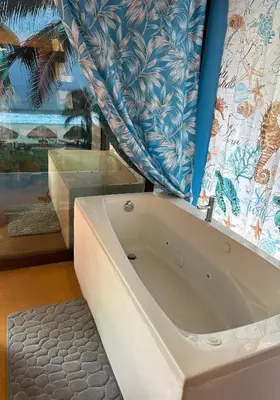 Plano de Beachfront Paradise Boutique Hotel - Alebrijes Jacuzzi Villa