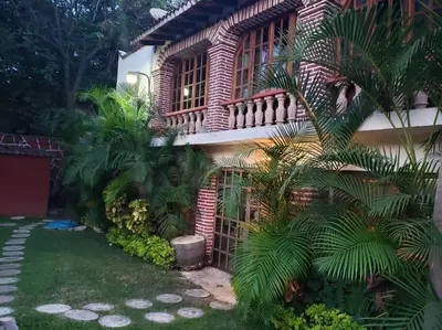Jardín al aire libre en Casa Temazcal Cuernavaca - Con Alberca y Temazcal