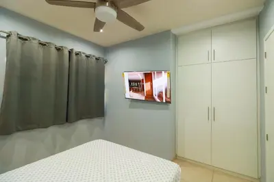Una televisión o centro de entretenimiento en Hermoso Apartamento para 2 personas, a 10 min en vehículo del Zócalo de Oaxaca