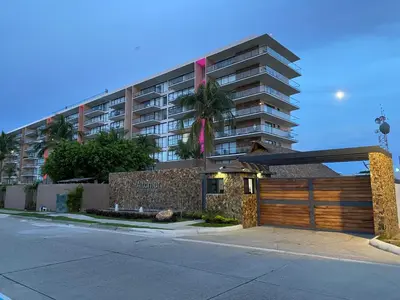 Edificio en el que se encuentra el apartamento